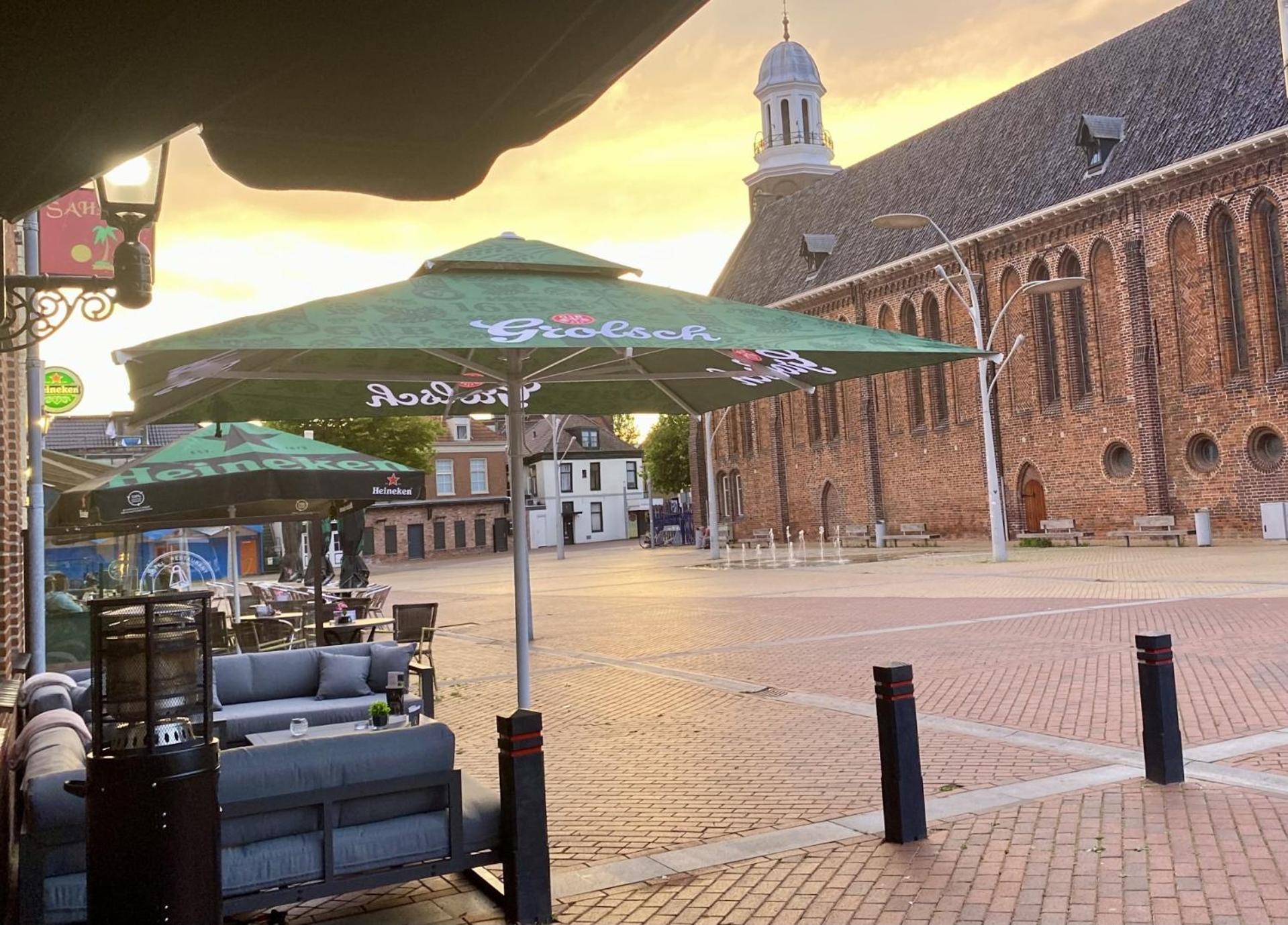 Hotel Restaurant 'T Ronde Loegh Winschoten Esterno foto